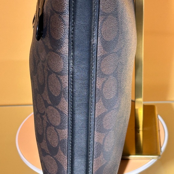 Coach Signature Coated Canvas Messenger Crossbody 12” x 11.5” x 1.5” Bag GUC - Picture 9 of 14